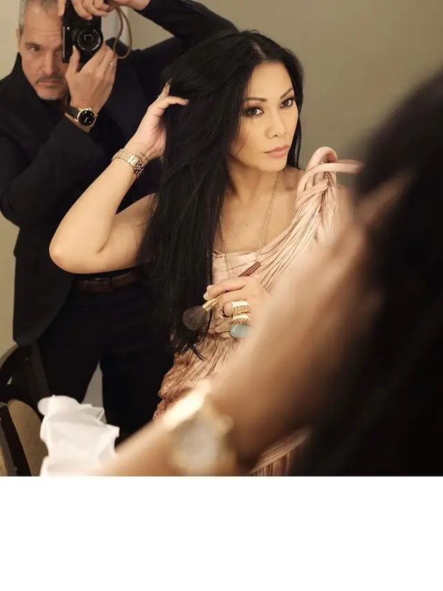 7 Gaya Anggun saat Hadiri Asian Television Awards, Raih Penghargaan
