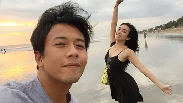 [Bintang] Dhea Ananda dan Ariel Nidji