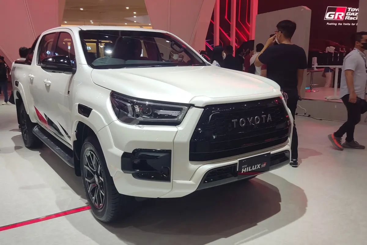 Toyota Hilux GR-S