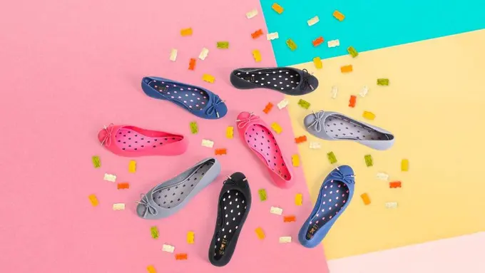 Jelly Shoes, Solusi Sepatu untuk Tampil Nyaman dan Feminin di Musim Hujan