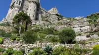 Sebuah Kastil di Inggris, St Michael's Mount saat ini tengah membuka lowongan sebagai manajer pelayanan. Apakah Anda tertarik? (Foto: Instagram @stmichaelsmount)