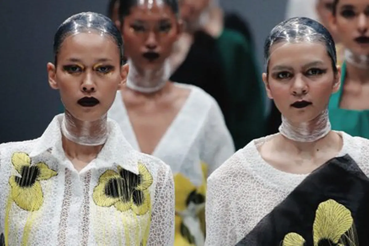 Kolaborasi 3 desainer di JFW/copyright Vemale.com/Anisha