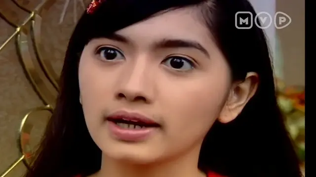 Potret Angel Karamoy pada 2005 (Foto: Youtube Multivision Plus)