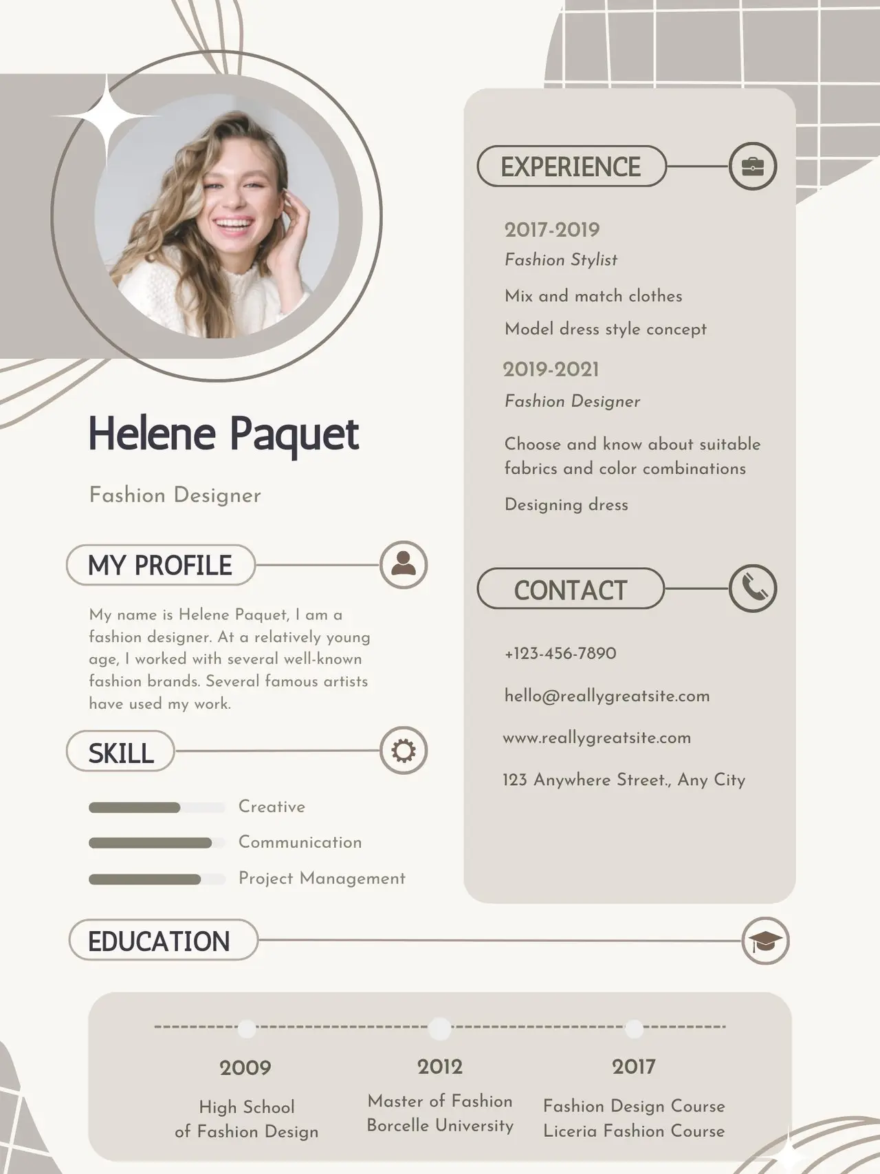 6 Contoh CV Bahasa Inggris, Ada CV Formal, Non Formal, dan Kreatif