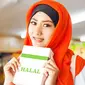 Di dunia bisnis produk dan fasilitas halal kini tumbuh menjadi komoditas yang menggiurkan dan memikat. 