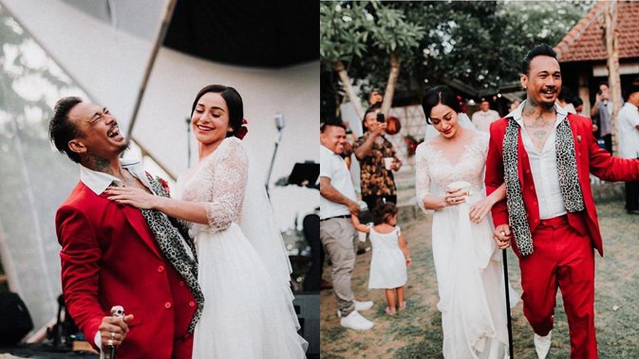 Penuh Kebahagiaan, Ini 7 Momen Resepsi Pernikahan Jerinx SID dan Nora Alexandra