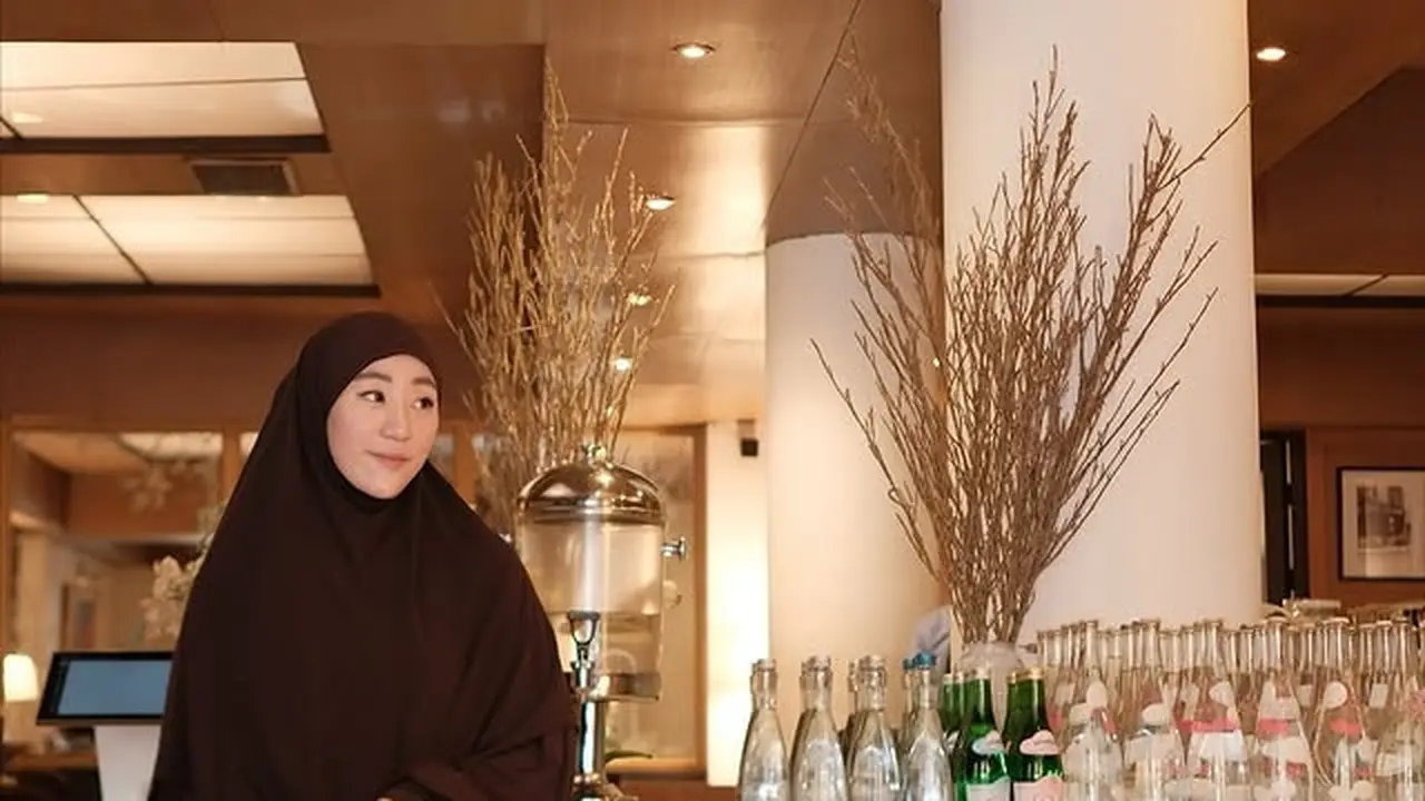 Larissa Chou