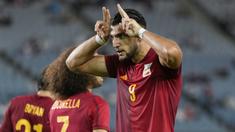 Timnas U-23 Spanyol lolos ke semifinal sepak bola Olimpiade Tokyo 2020 usai mengalahkan Pantai Gading 5-2 melalui extra-time dalam laga perempatfinal di Miyagi Stadium, Jepang, Sabtu (31/7/2021) sore WIB. Striker Rafa Mir menjadi pahlawan dengan 3 golnya. (Foto: AP/Andre Penner)