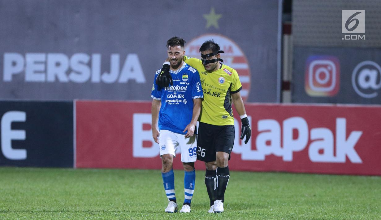Foto Momen Persahabatan Di Laga Persija Vs Persib Bola Liputan6 Com