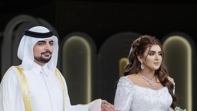Penampilan Putri Penguasa Dubai Kenakan Gaun Pernikahan, credit: @hhshmahra