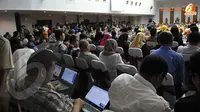 Rapat pleno yang ini diikuti anggota DPR, Bawaslu, parpol, pemantau pemilu, KPUD, dan lembaga-lembaga terkait Pemilu 2014 (Liputan6.com/Danu Baharuddin)  