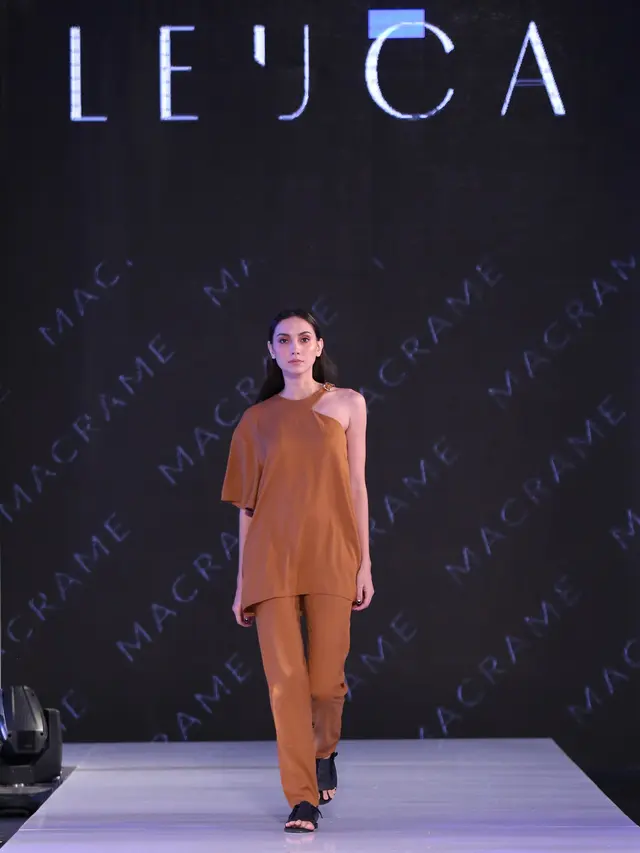 [Bintang] Desain Berjiwa Muda Hiasi Rangkaian Koleksi Local Brand pada Online Store Ini