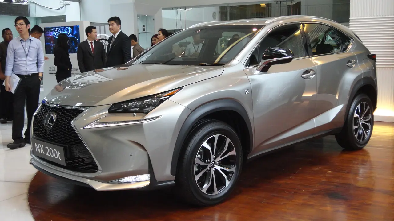 Melirik Tampang Lexus NX 200t Dari Dekat