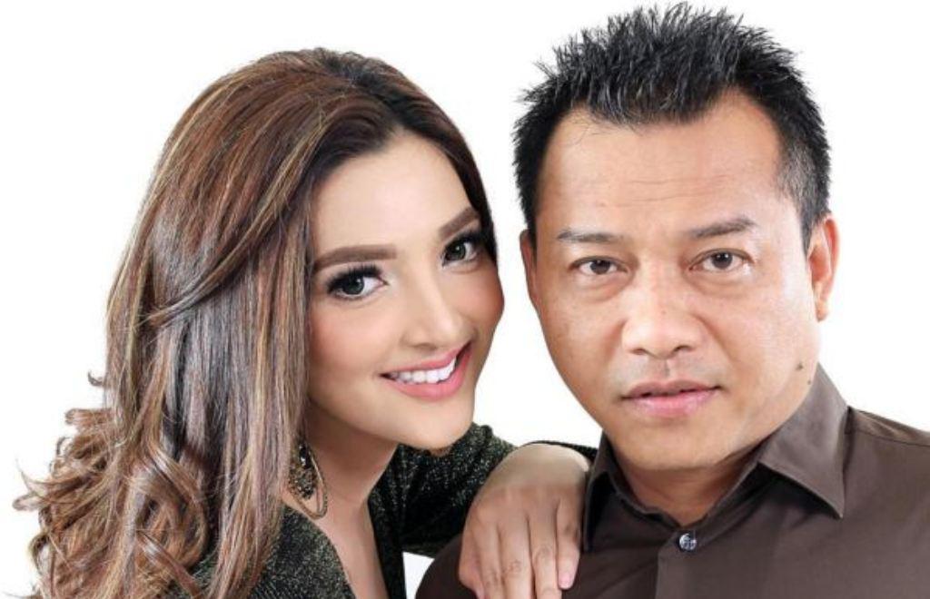 Begini Gaya Anang - Ashanty Saat Selfie Bareng Jokowi - ShowBiz ...