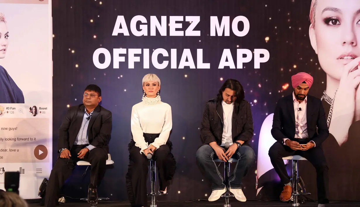 Agnes Mo membuat aplikasi ‘Agnes Mo App’ bekerjasama dengan Escape, yakni perusahaan asal Amerika Serikat. Agnes pun berharap ia dan fans akan lebih dekat dan sering berinteraksi melalui aplikasi ini. (Nurwahyunan/Bintang.com)