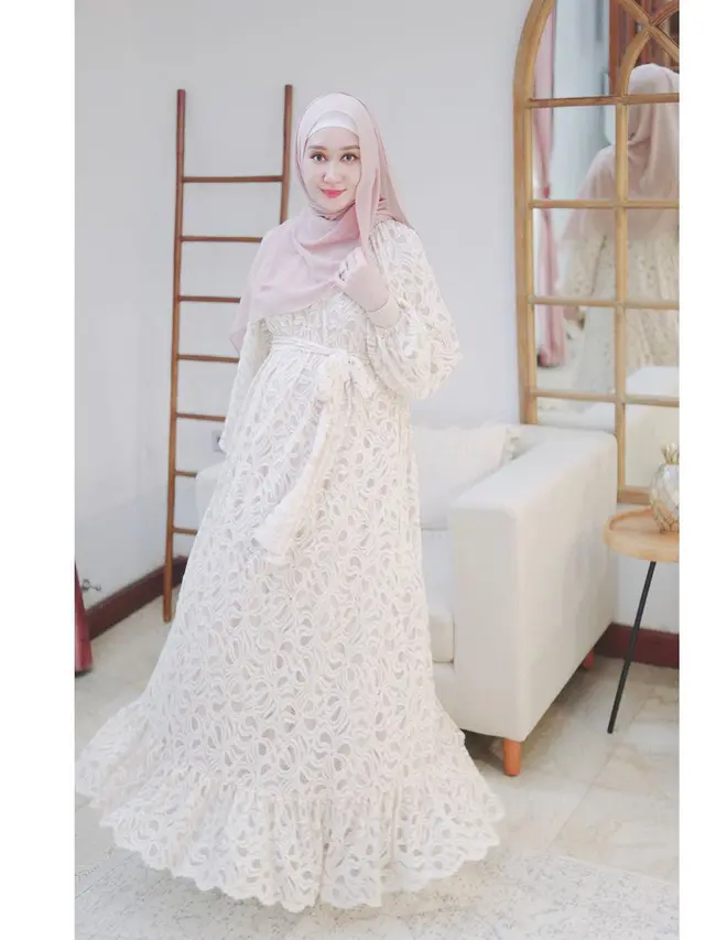 Potret kehamilan Dian Pelangi. (Sumber: Instagram/dianpelangi)