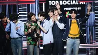 BTS menang Top Social Artist di Billboard Music Awards 2018. (Foto: AFP / KEVIN WINTER / GETTY IMAGES NORTH AMERICA)