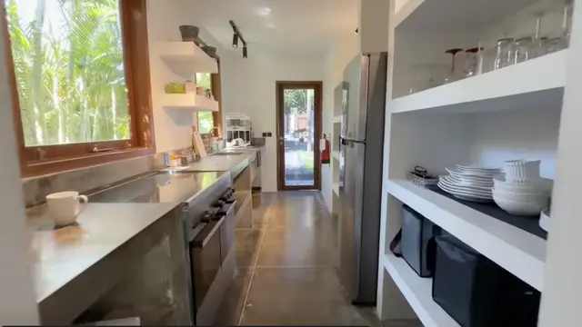 Potret Dapur Rumah Nino Fernandez dan Steffi Zamora di Bali
