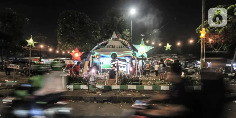 Gemerlap Malam Takbiran di Kawasan Manggarai