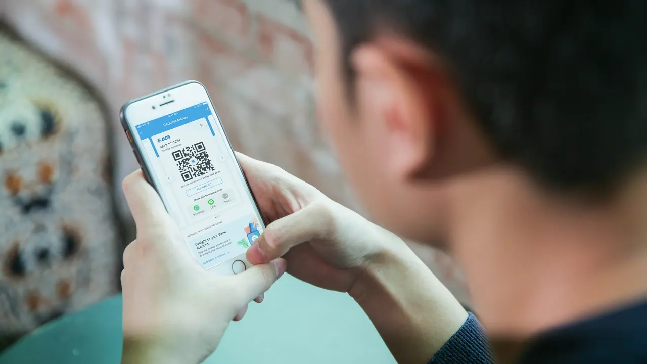 DANA Perluas Akses Transaksi Nontunai Lewat Fitur Minta Uang dengan QR Code Bank