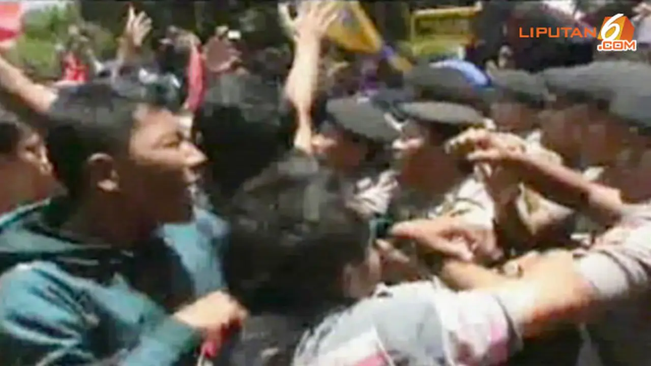 demo-pedagang-140225d.jpg