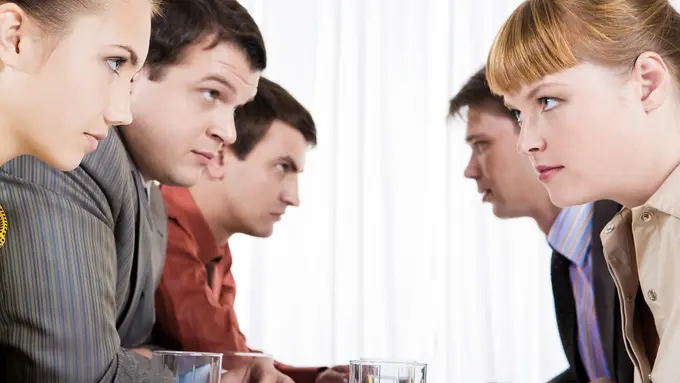 5 Strategi yang Bisa Meredakan Konflik di Tempat Kerja