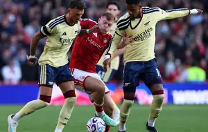 Susah Payah Kalahkan Nottingham Forest, Arsenal Pepet Manchester City