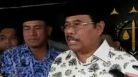 Kejagung nantinya akan menunjuk seorang dokter untuk melaksanakan kebiri.