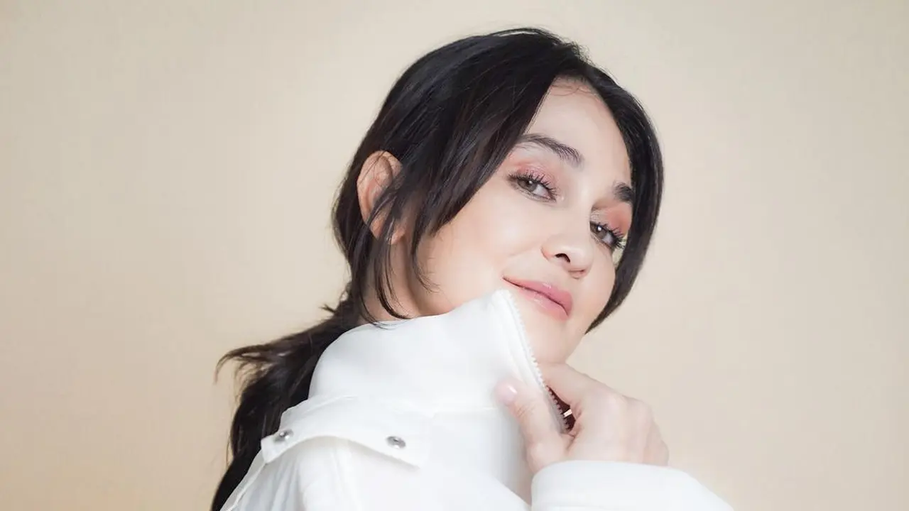 Luna Maya selalu fresh (Instagram/lunamaya)