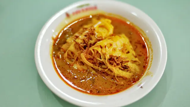 ragit Palembang roti jala kari
