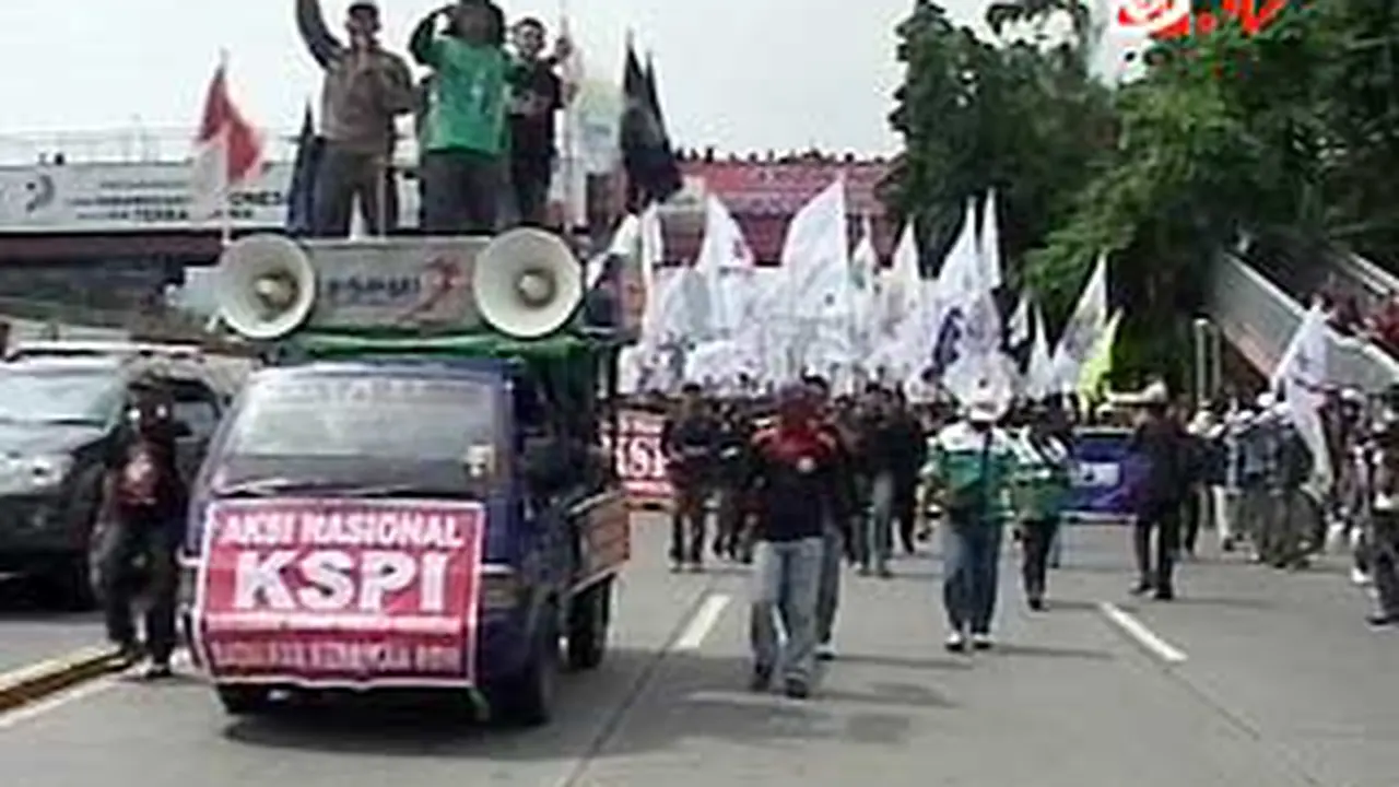 120330bdemo-buruhdpr2.jpg