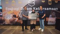 Komunitas HIVE Tebar Kebaikan, Beri Donasi untuk Anak Yatim Disabilitas