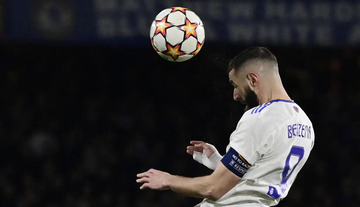Penyerang senior itu menjadi pemain pertama yang mampu mencetak hattrick melawan Chelsea di Eropa. Hebatnya, ia hanya butuh waktu 46 menit. (AFP/Javier Soriano)