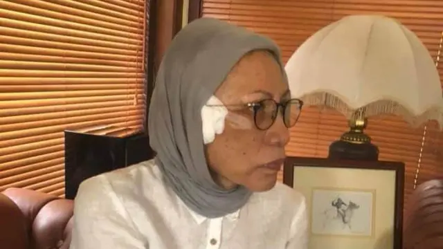 Beredar Foto Kain Kasa di Pelipis Ratna Sarumpaet. (Foto: Istimewa)
