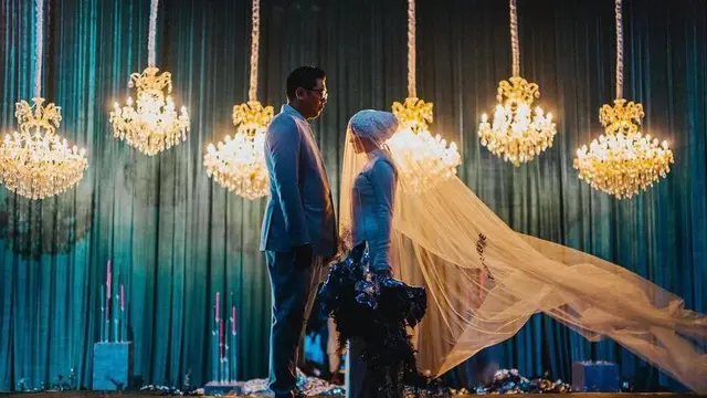 10 Detail Penampilan Sivia Azizah Menikah dengan Sentuhan Adat Minang, Hijab Turban Jadi Andalan