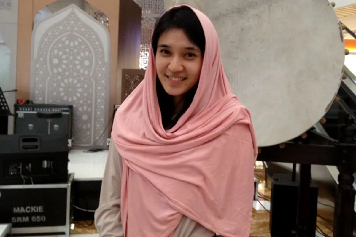 Dhini Aminarti