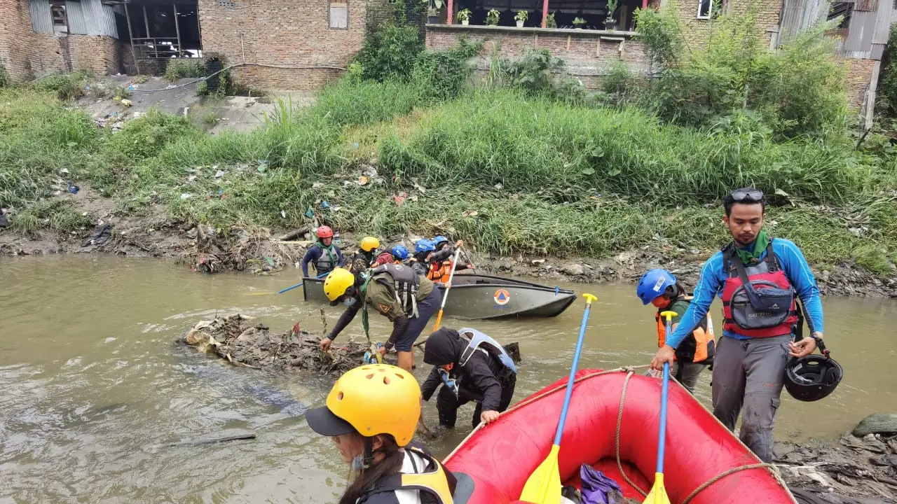 Aksi Bersih Sungai Deli