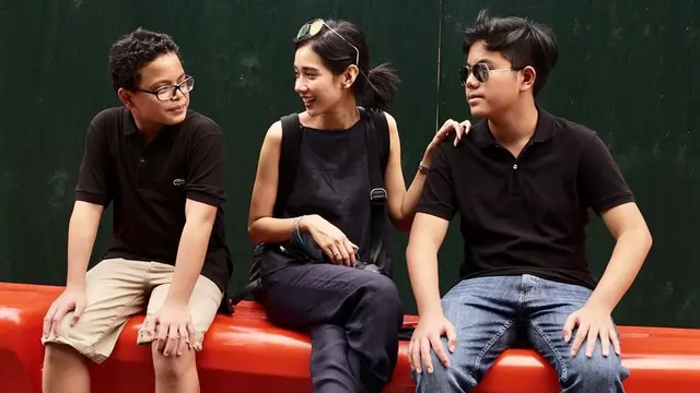 Jadi Ibu Sambung, Ini 6 Momen Kebersamaan Gista Putri dengan Anak Wishnutama
