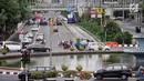 Sejumlah pengendara melintas di jalan MH.Thamrin - Medan Merdeka Barat, Jakarta, Selasa (7/11). Rencanannya larangan sepeda motor melintas di Jalan Sudirman-Thamrin akan dicabut pada bulan Desember 2017. (Liputan6.com/Faizal Fanani)