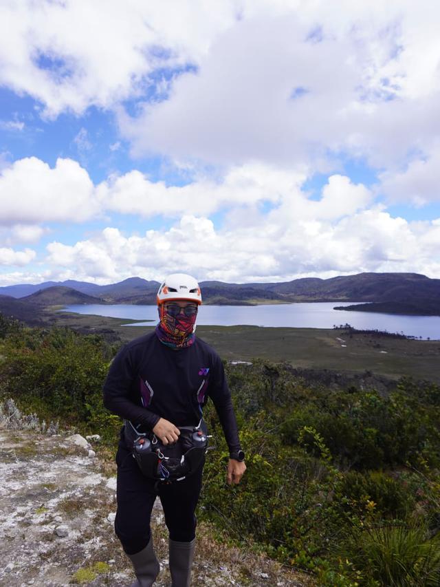 Ekspedisi Puncak Trikora.
