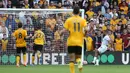 Wolverhampton. Kemenangan 2-0 juga diraih Brentford saat bertandang ke markas Wolverhampton di pekan ke-5 Liga Inggris 2021/2022, 18 September 2021. Dua gol kemenangan Brentford dicetak Ivan Toney via eksekusi penalti dan lewat aksi Bryan Mbeumo. (brentfordfc.com)