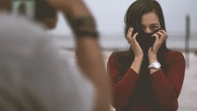 Kalau Melakukan 4 Hal Ini, Tandanya Kamu Sudah Selingkuh Hati!