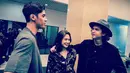 Tissa Biani rupanya menemani di belakang panggung. (Foto: Instagram/ duljaelani)
