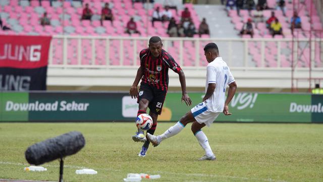 Tinus Pae - Persipura di Pegadaian Championship 2025/2026