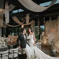 Lihat di sini deretan penampilan Shenina Cinnamon di momen resepsi pernikahan dengan Angga Yunanda. [@sheninacinnamon].