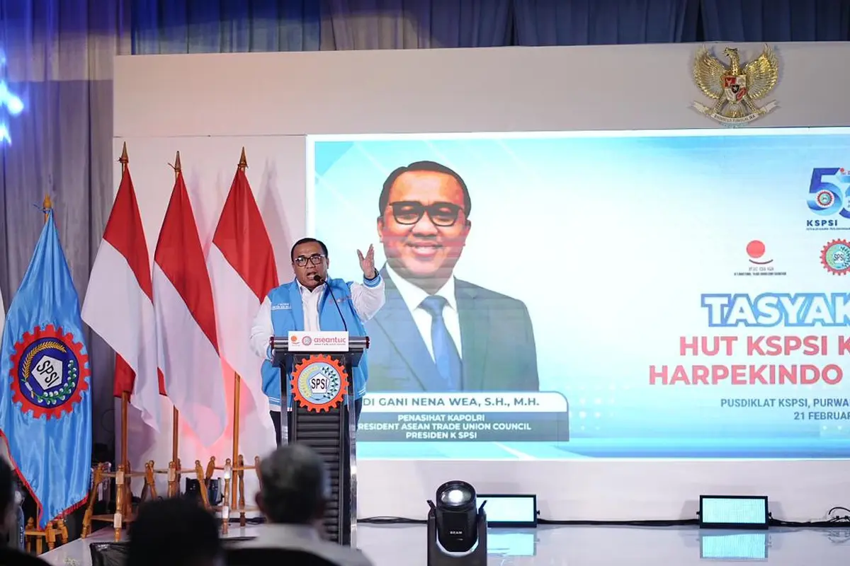 Presiden Konfederasi Serikat Pekerja Seluruh Indonesia (KSPSI) Andi Gani Nena Wea
