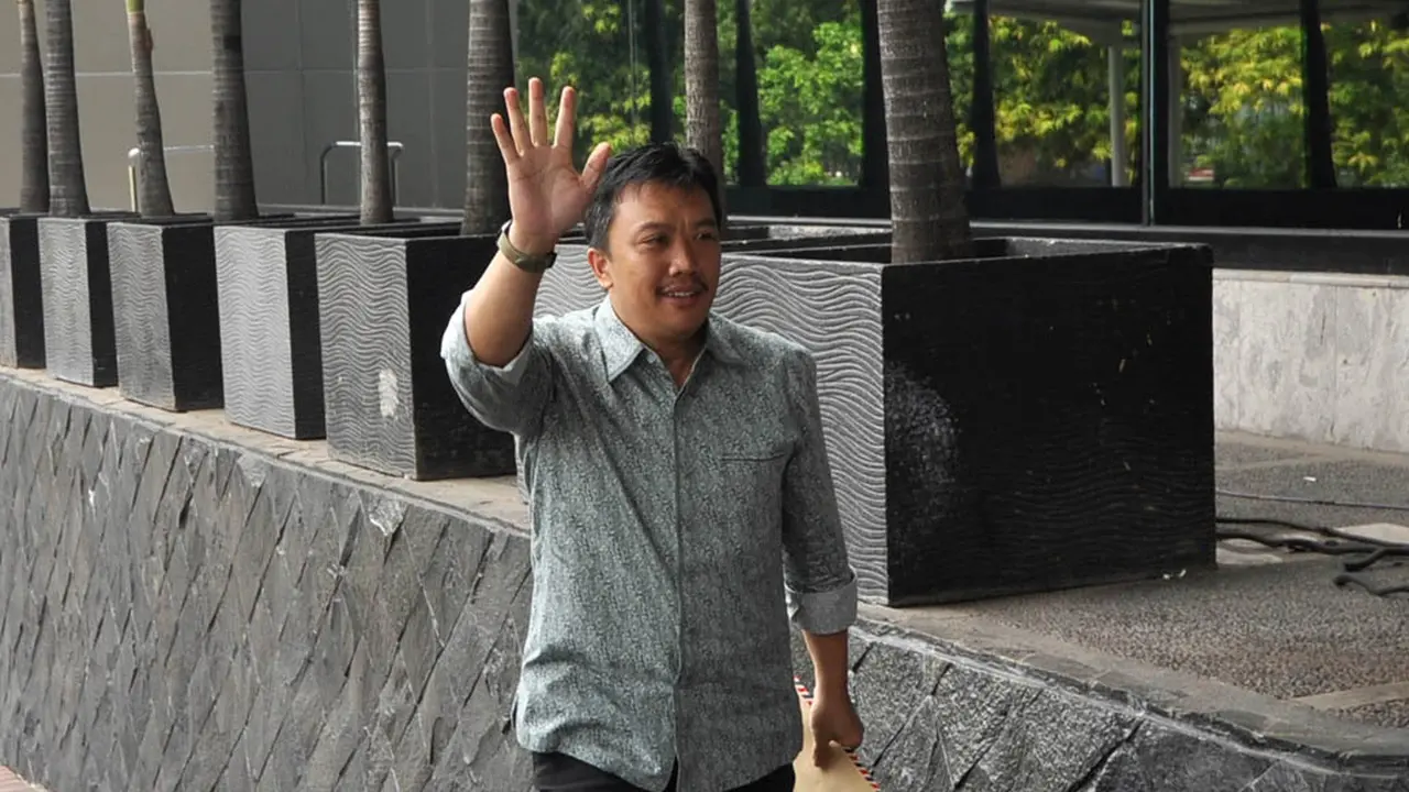 Datangi KPK, Menpora Imam Nahrawi Lengkapi Laporan Harta Kekayaan