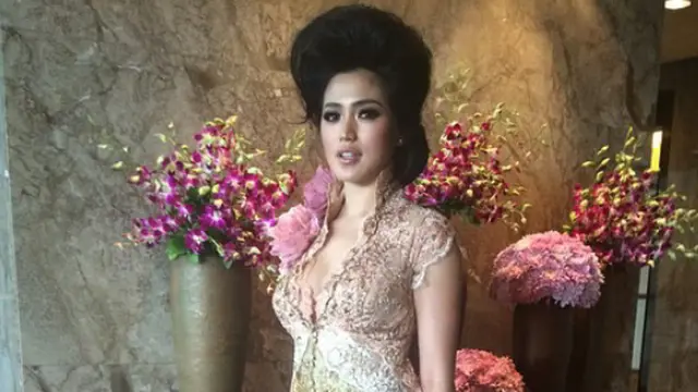 6 Misteri Pernikahan Jessica Iskandar
