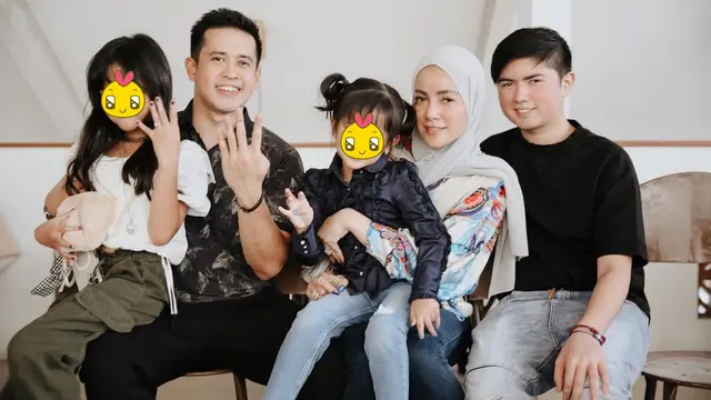 Olla Ramlan Gugat Cerai Aufar Usai 9 Tahun Menikah, Ini 6 Potret Kenangannya