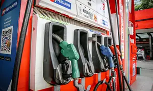 Harga BBM Pertamax Series dan Dex Series mengalami penurunan signifikan. Harga BBM terbaru berlaku pada 1 Oktober 2024. (Dok. Pertamina)